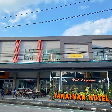 Tanatnan Hotel Ranong Ngoại thất bức ảnh