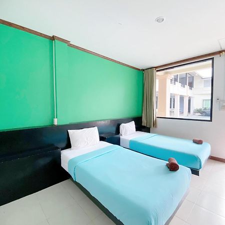 Tanatnan Hotel Ranong Ngoại thất bức ảnh